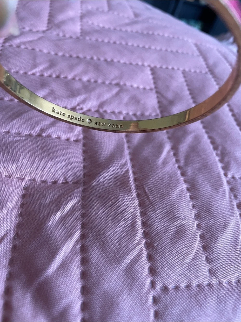 Kate Spade  Pink Gold-Tone Women’s Bangle Has Scratches on around edges - Picture 5 of 6